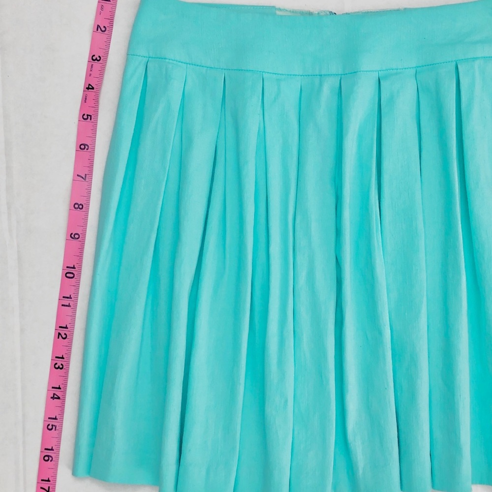 🥳HOST PICK🥳ALICE + OLIVIA AQUA PLEATED SKIRT - Picture 7 of 8